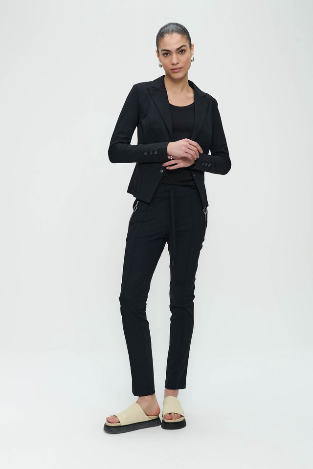 Pantalone Emma gamba dritta fit Jersey tecnico Pantalone Emma gamba dritta fit Jersey tecnico | Nero