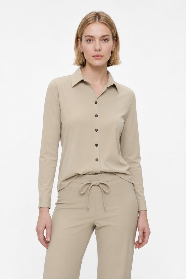 Blouse Betty Easy Wear Technical Jersey Blouse Betty Easy Wear Technical Jersey | Sand