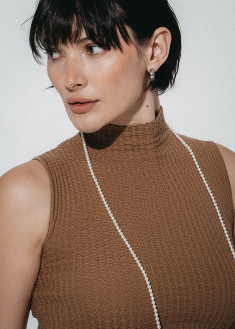 Gaby structure high neck top | Beige