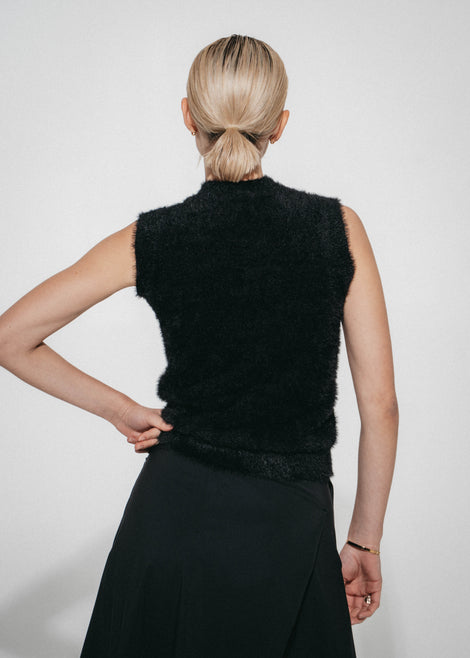 Soft knitted vest 2001 | Black