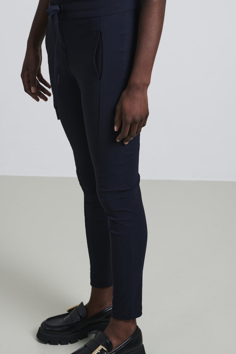 Pantaloni Anna - Maglia tecnica skinny fit | Blu