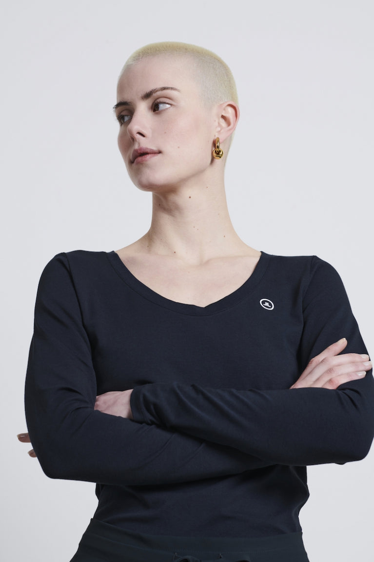 T-shirt con collo a R, facile da indossare, cotone organico | Blu