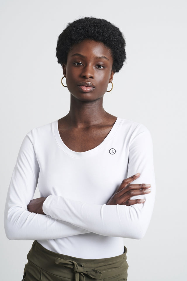 T-shirt con collo a R, facile da indossare, cotone organico T-shirt con collo a R, facile da indossare, cotone organico | Bianco