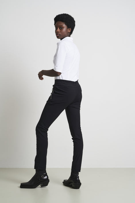 Kikkie Blouse Technical Jersey | White