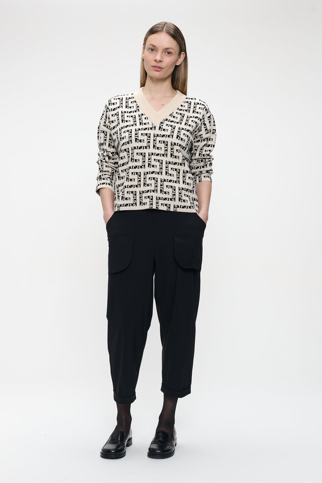 Baker logo pullover | White Black