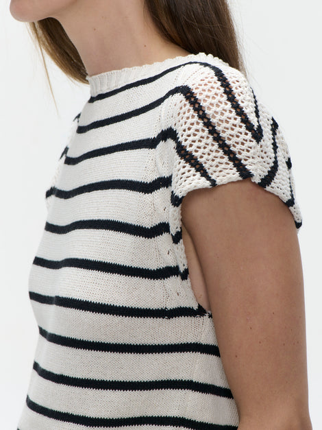 Top E26029 | Ecru Black