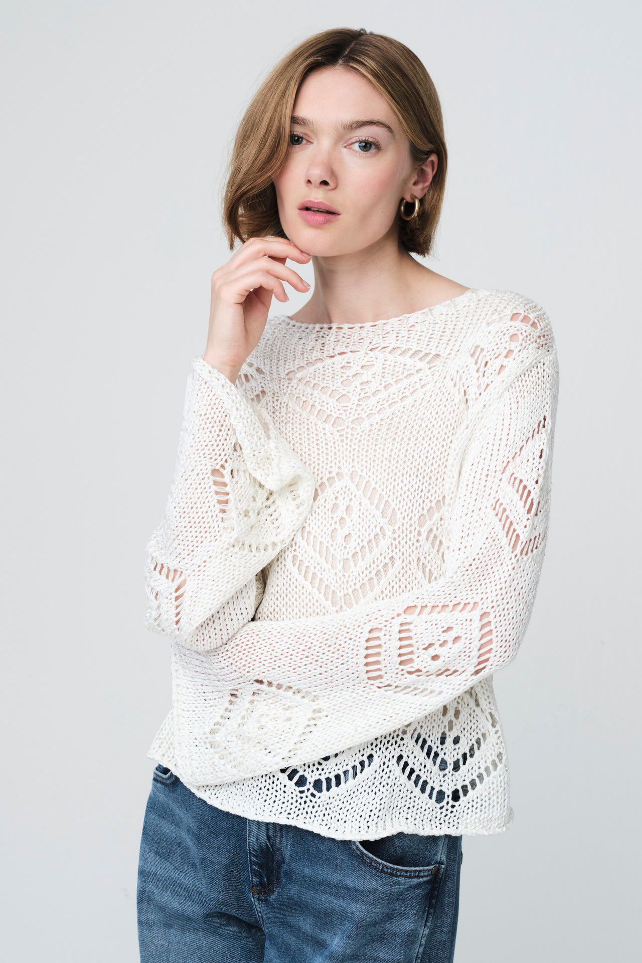 Sequined hole pullover E25053 | Ecru