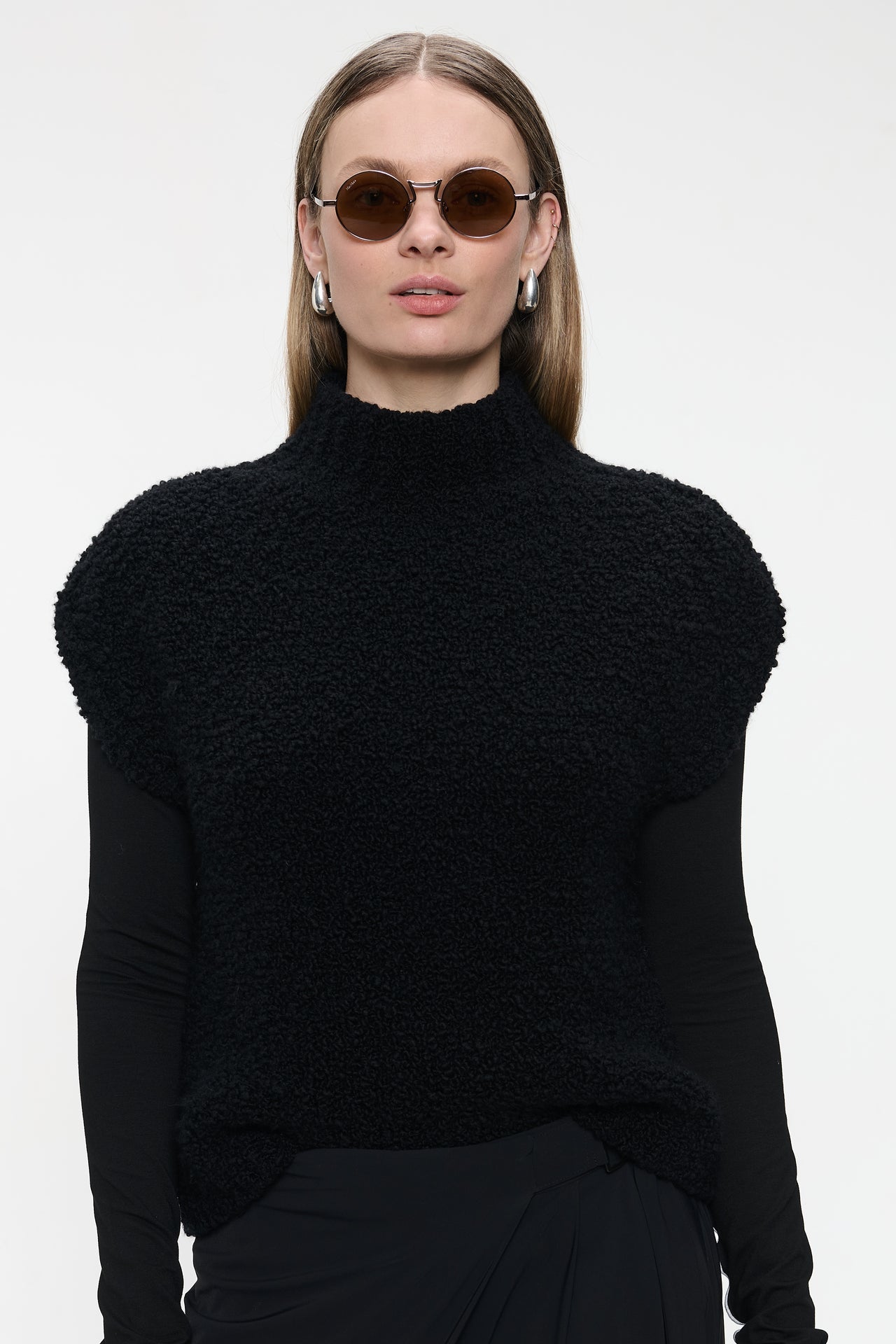 Coarse Boucle vest | Black