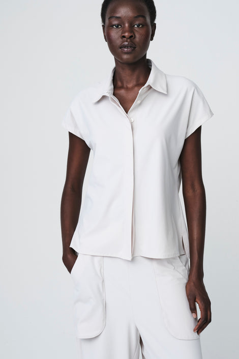 Wilma structure tech jersay blouse | Sand