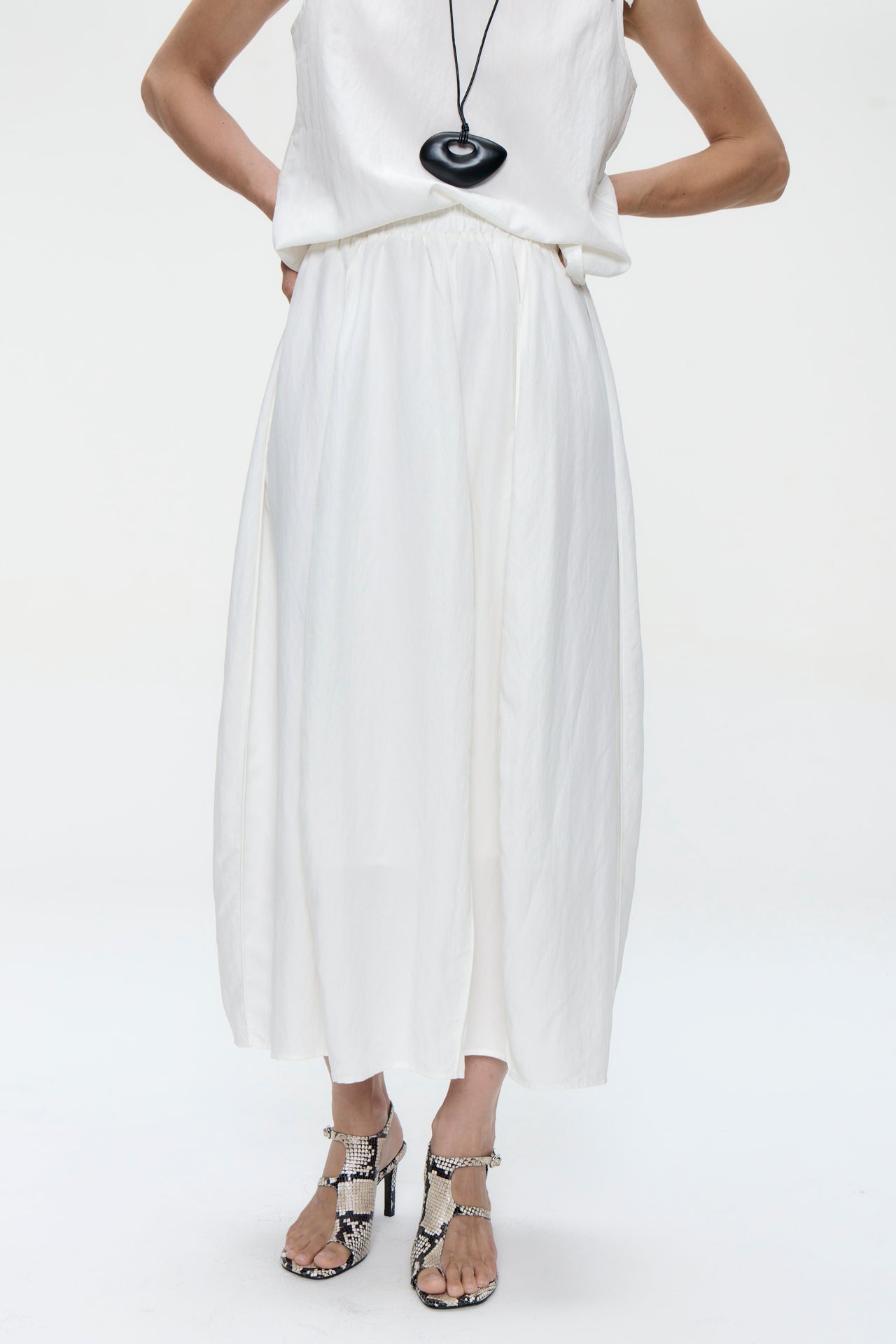Mariko viscose skirt | White