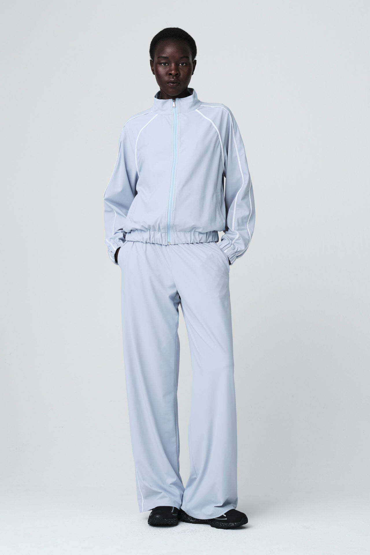 AntinyP structure tech jersay pants | Light Blue