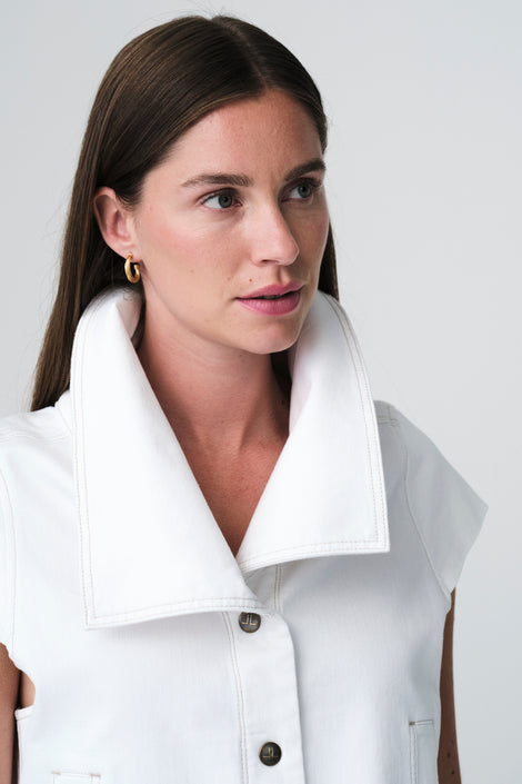 Martinez jeans white vest | Shiny White