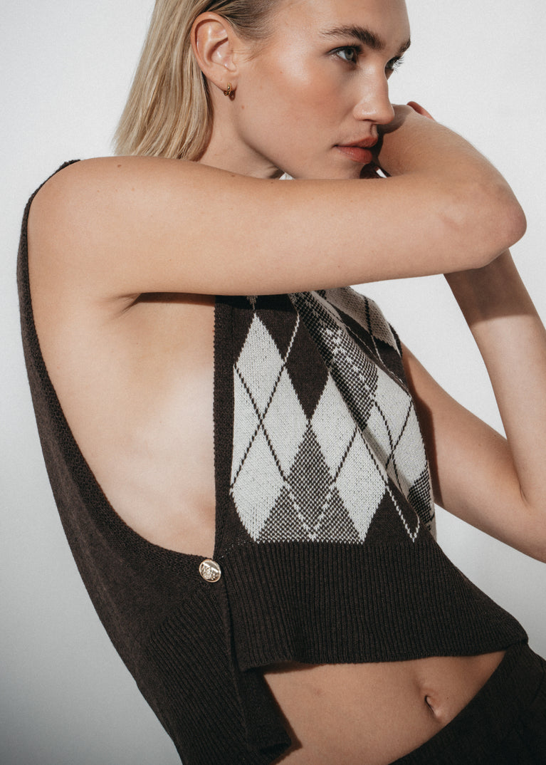Vest with rhomboids 3007 | Brown