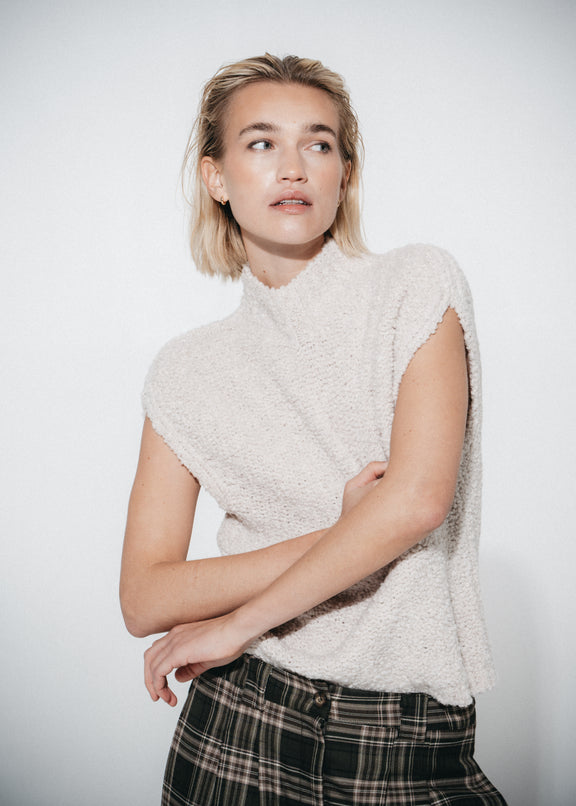 Coarse Boucle vest | Off White