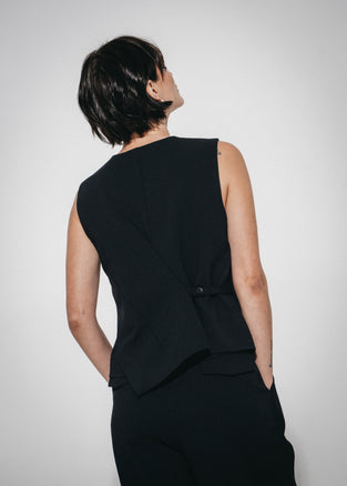 Colette back details gilet | Black