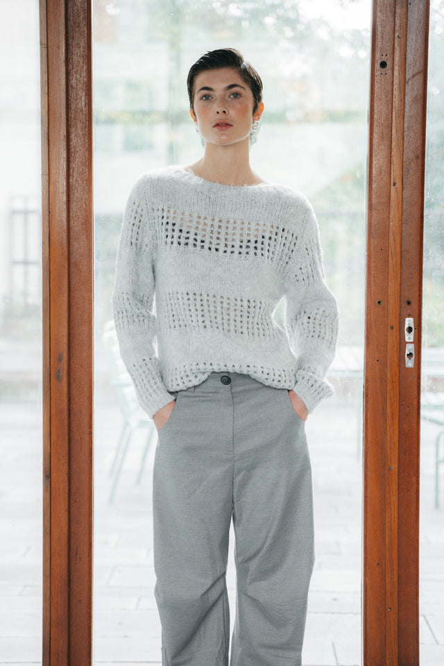 Shiny Pullover 1034 | Light Grey